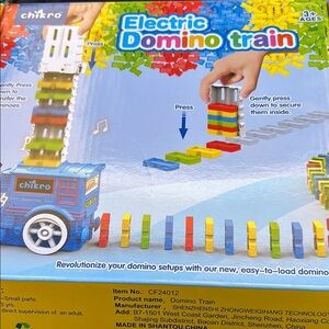 NIB Chikro Electric Domino Train Set